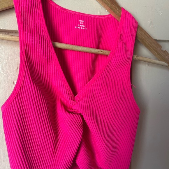 Aerie Yoga Top - Picture 3 of 4